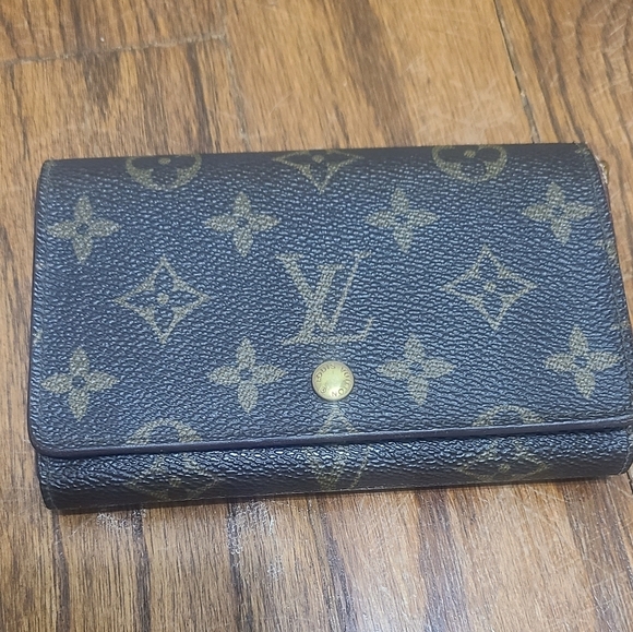 Authentic Louis Vuitton LV Monogram Coated Canvas Porte-Monnaie Tresor Wallet - Picture 8 of 8
